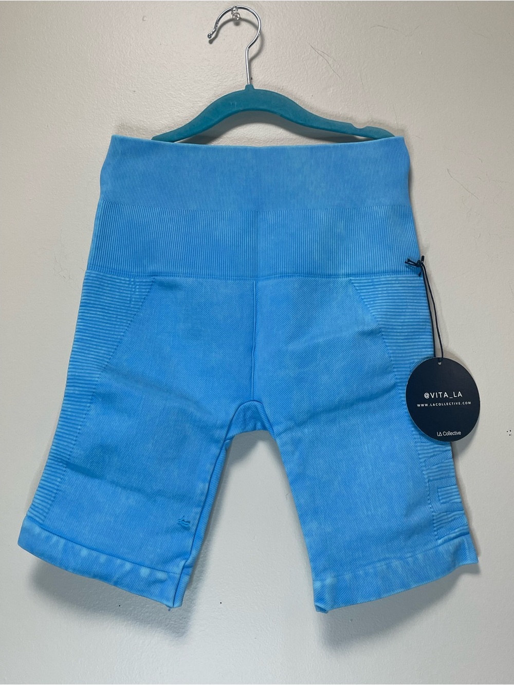 ✨ NWT Vita LA High-Rise Seamless Biker Shorts - XS/S - Vibrant Sky Blue ✨@
